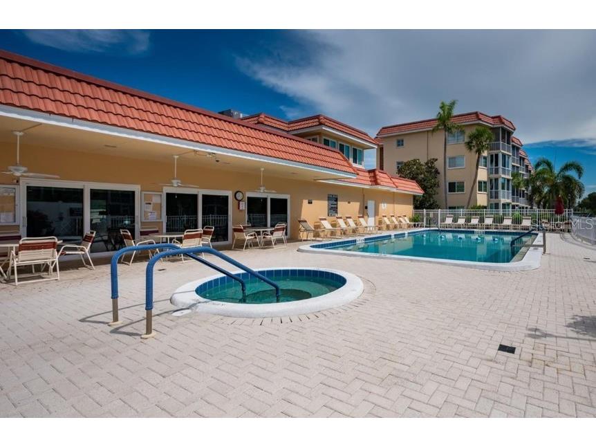 1300 N Portofino Drive #205 Sarasota FL 34242 A4648832 image30