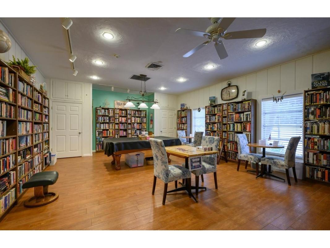 1300 N Portofino Drive #205 Sarasota FL 34242 A4648832 image32