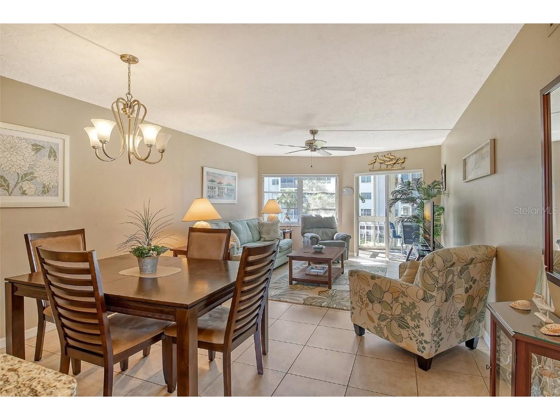 1300 N Portofino Drive #305 Sarasota FL 34242 A4612168 image12