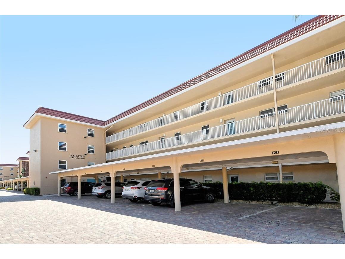 1300 N Portofino Drive #305 Sarasota FL 34242 A4612168 image2
