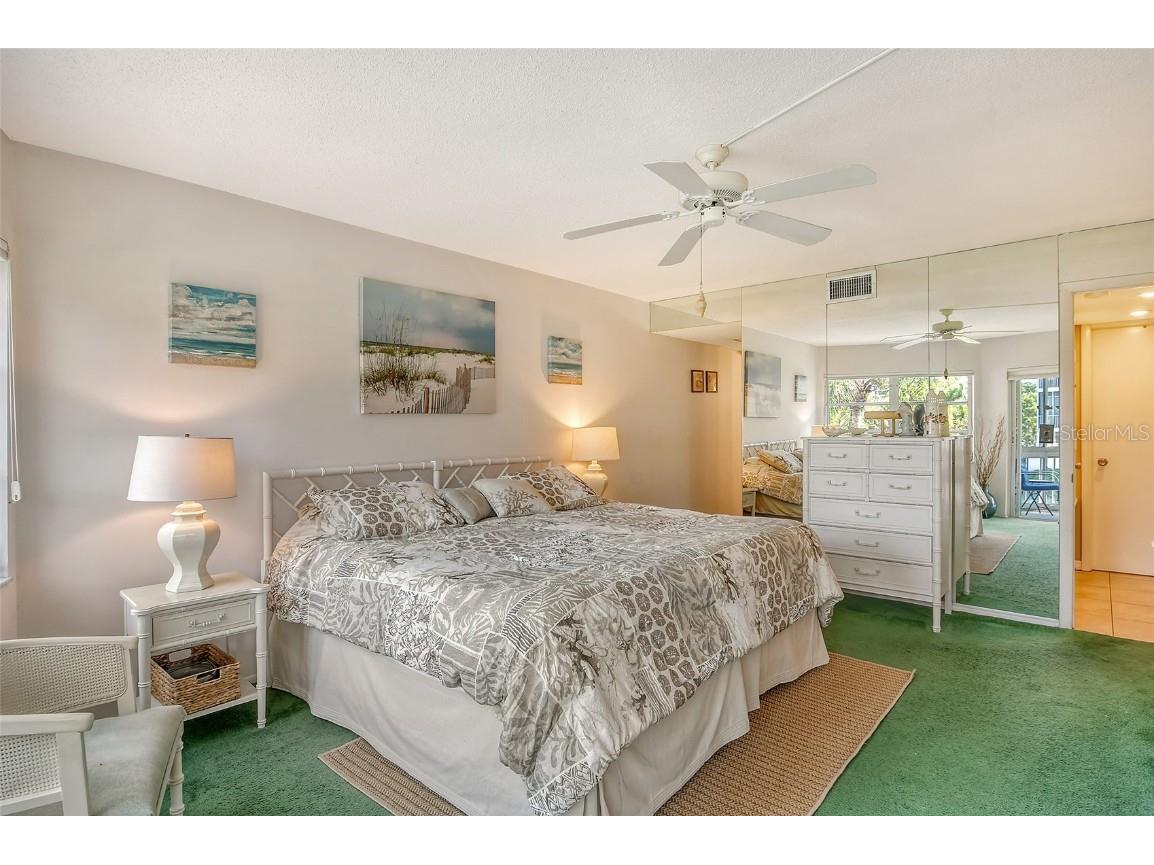 1300 N Portofino Drive #305 Sarasota FL 34242 A4612168 image24