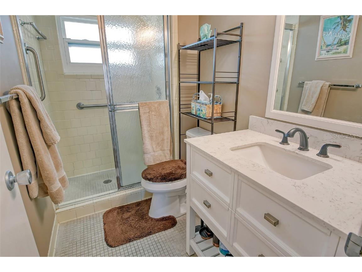 1300 N Portofino Drive #305 Sarasota FL 34242 A4612168 image25
