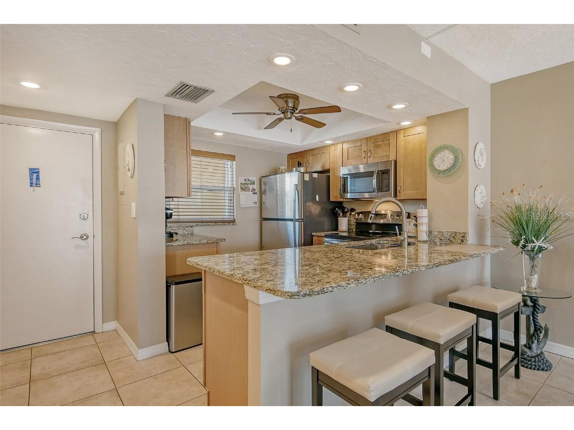 1300 N Portofino Drive #305 Sarasota FL 34242 A4612168 image4