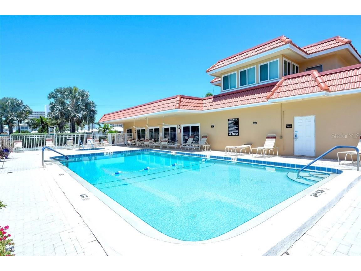 1300 N Portofino Drive #305 Sarasota FL 34242 A4612168 image49