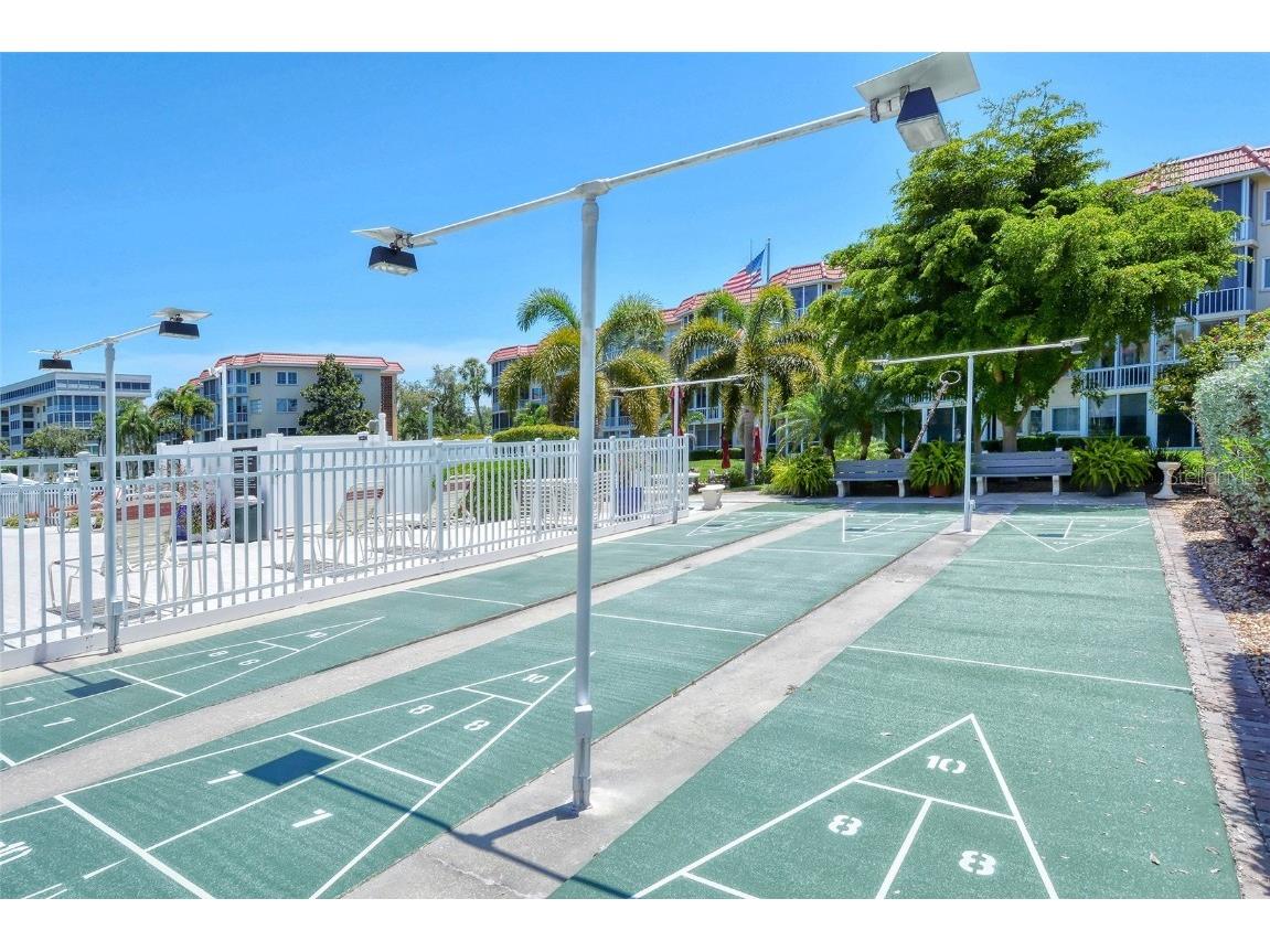 1300 N Portofino Drive #305 Sarasota FL 34242 A4612168 image52