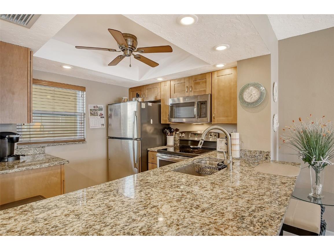 1300 N Portofino Drive #305 Sarasota FL 34242 A4612168 image6