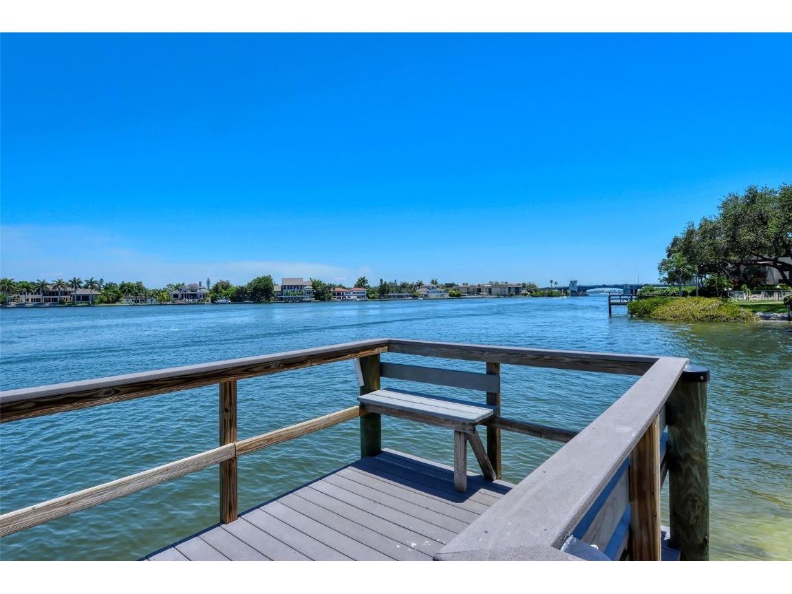 1300 N Portofino Drive #305 Sarasota FL 34242 A4612168 image64