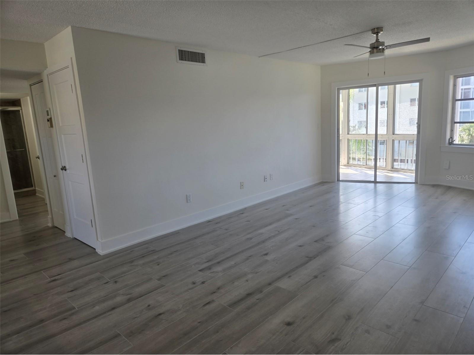1300 N Portofino Drive #406 Sarasota FL 34242 A4692022 image17