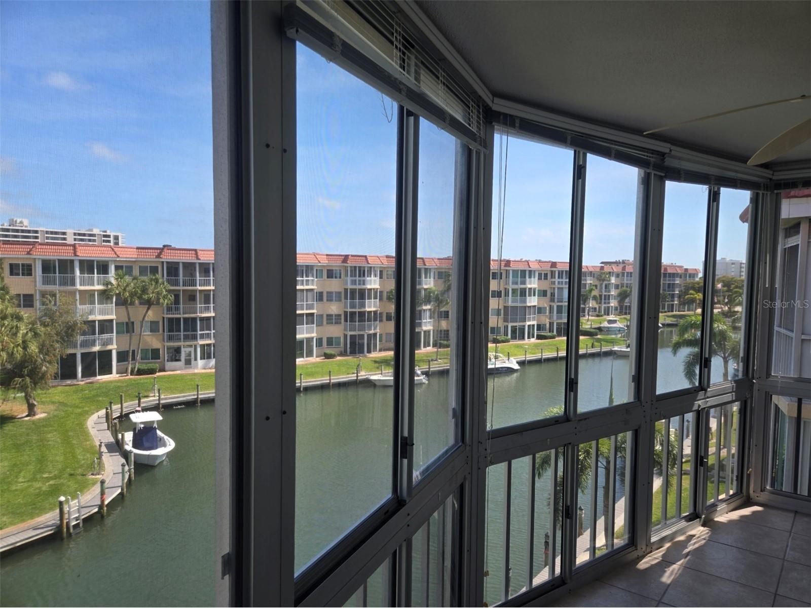 1300 N Portofino Drive #406 Sarasota FL 34242 A4692022 image29