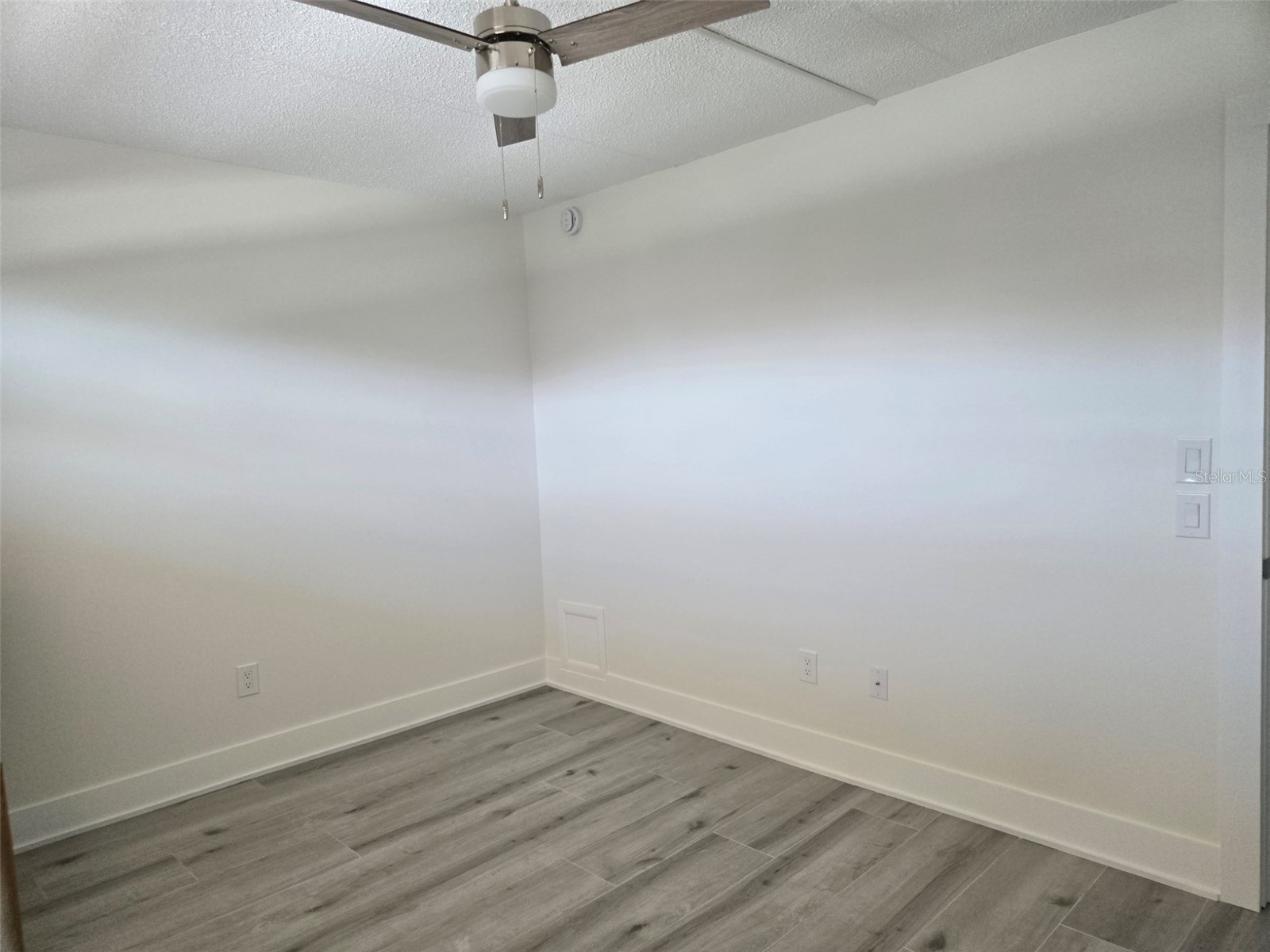 1300 N Portofino Drive #406 Sarasota FL 34242 A4692022 image35