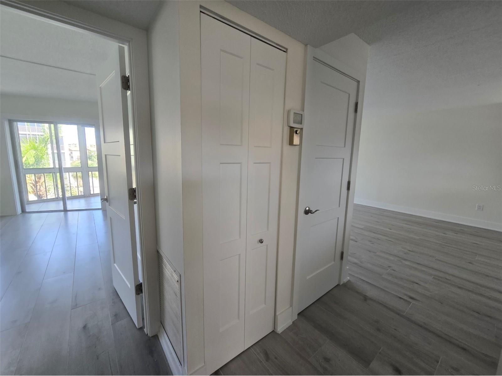 1300 N Portofino Drive #406 Sarasota FL 34242 A4692022 image37