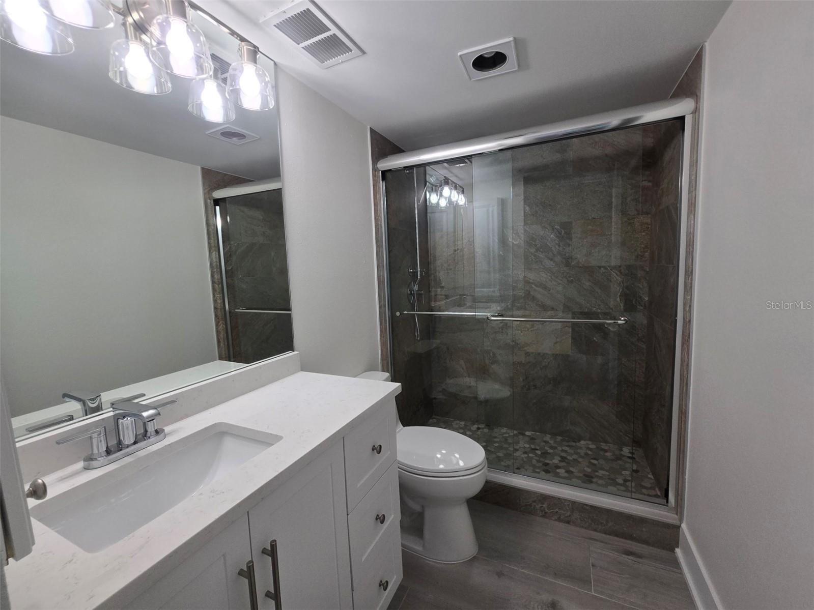 1300 N Portofino Drive #406 Sarasota FL 34242 A4692022 image38