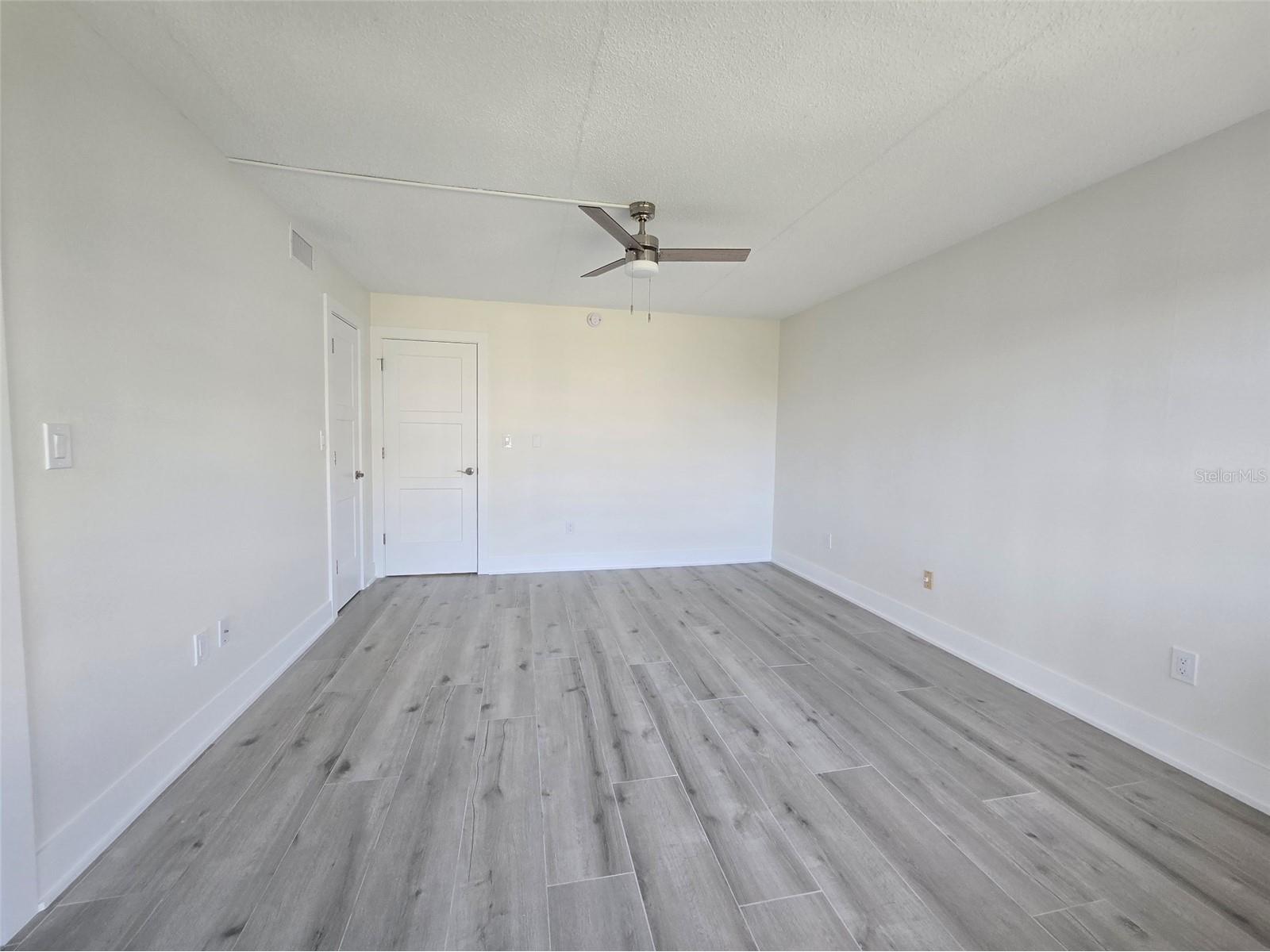 1300 N Portofino Drive #406 Sarasota FL 34242 A4692022 image43
