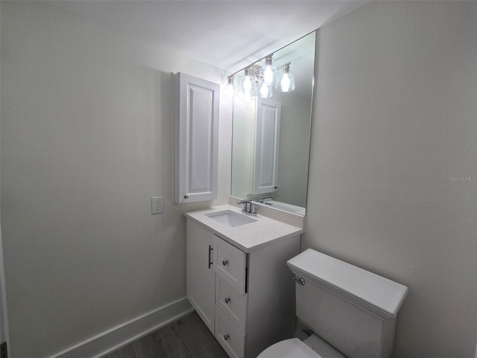 1300 N Portofino Drive #406 Sarasota FL 34242 A4692022 image45