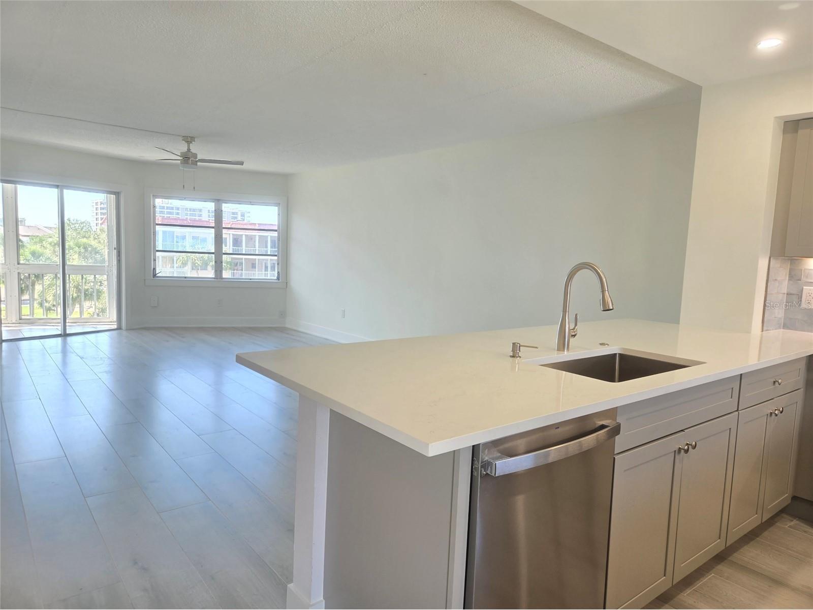 1300 N Portofino Drive #406 Sarasota FL 34242 A4692022 image9