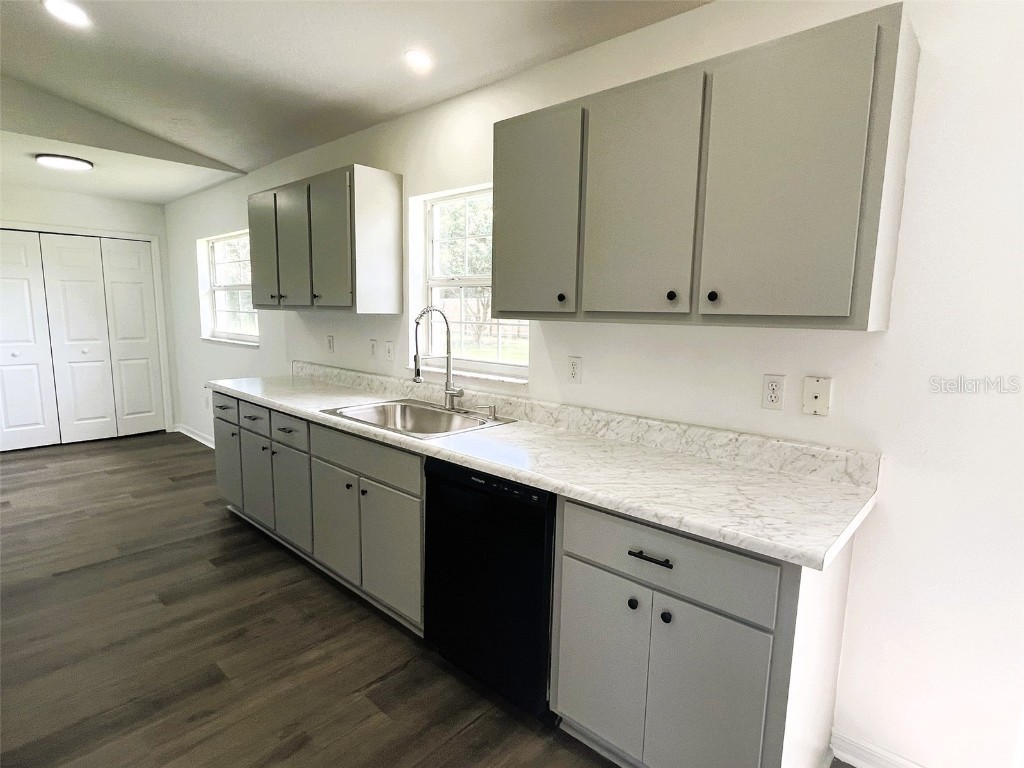 1300 NW 67th Place Ocala FL 34475 OM710095 image6