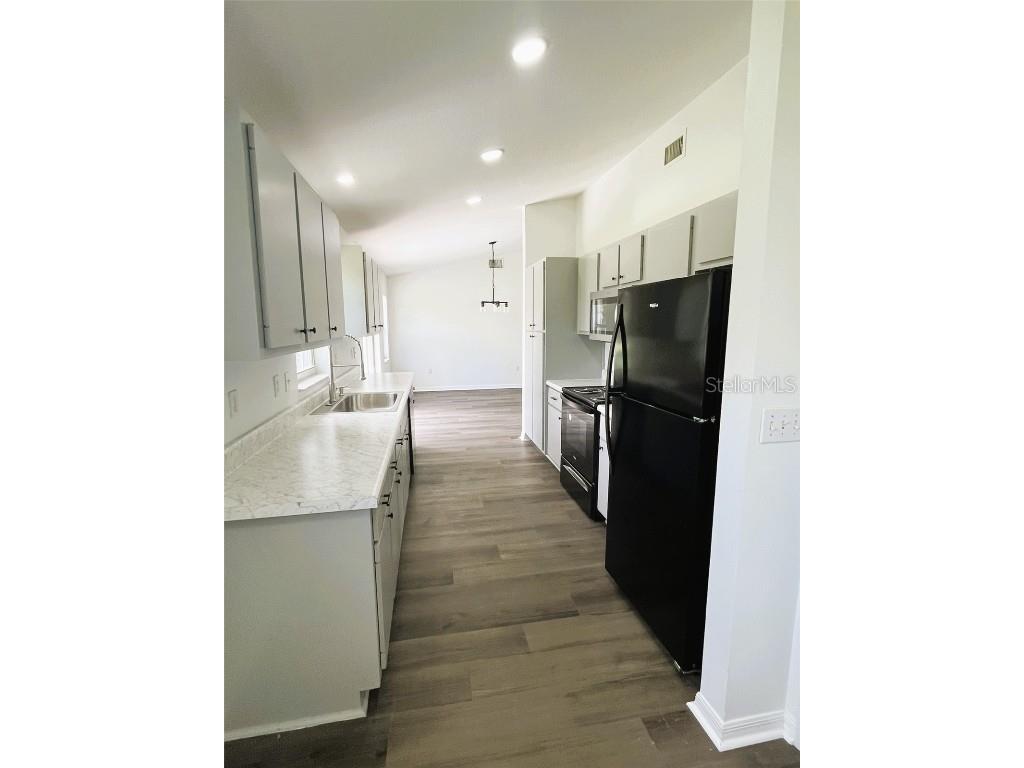 1300 NW 67th Place Ocala FL 34475 OM710095 image9