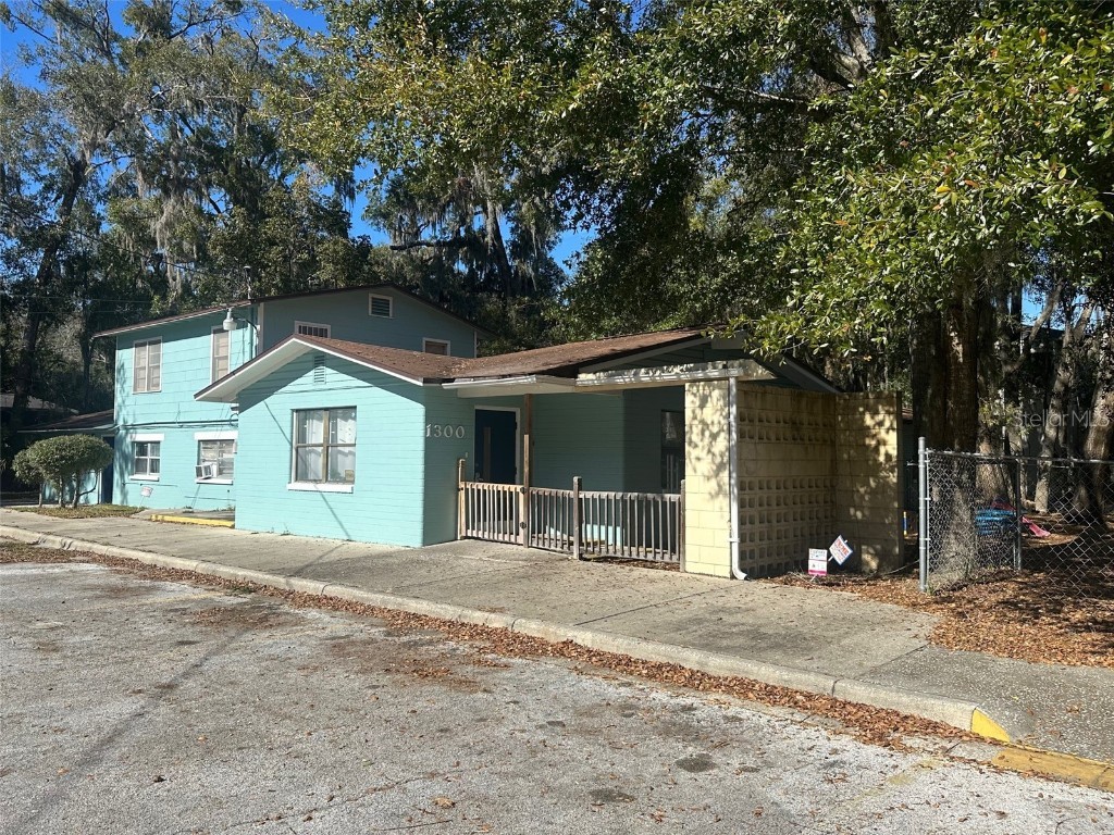 1300 NW 6th Street Gainesville FL 32601 GC527140 image1