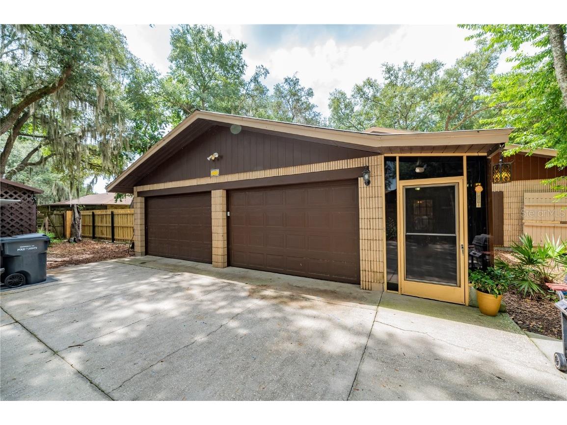 1300 Ridgegreen Loop N Lakeland FL 33809 L4936558 image1