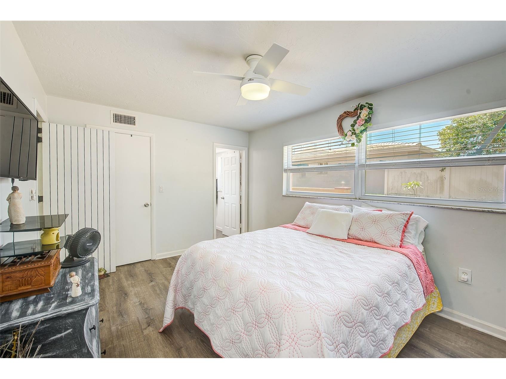 1300 S Hercules Avenue #1 Clearwater FL 33764 TB8509547 image17