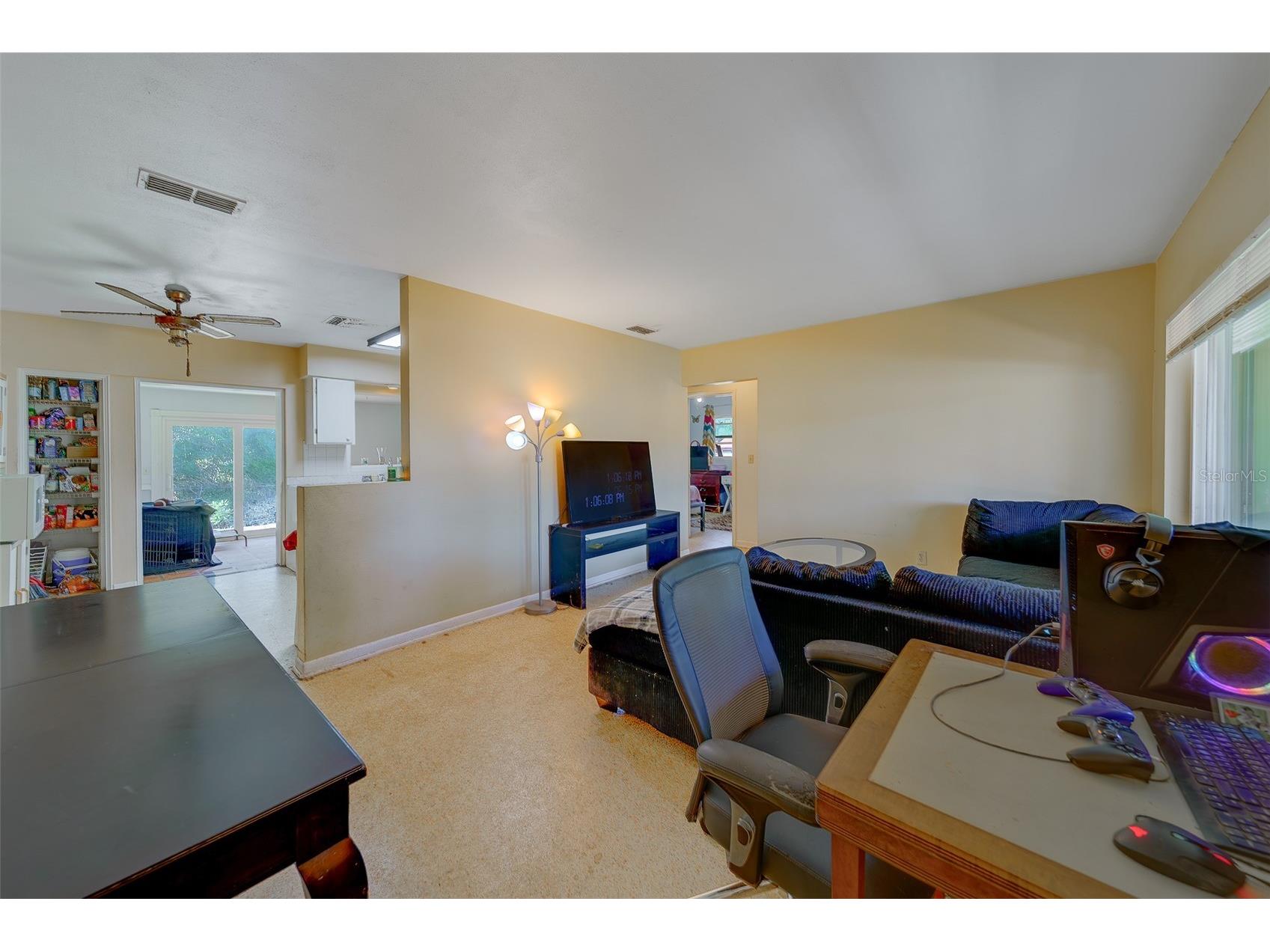 1300 S Hillcrest Avenue Clearwater FL 33756 TB8474773 image4