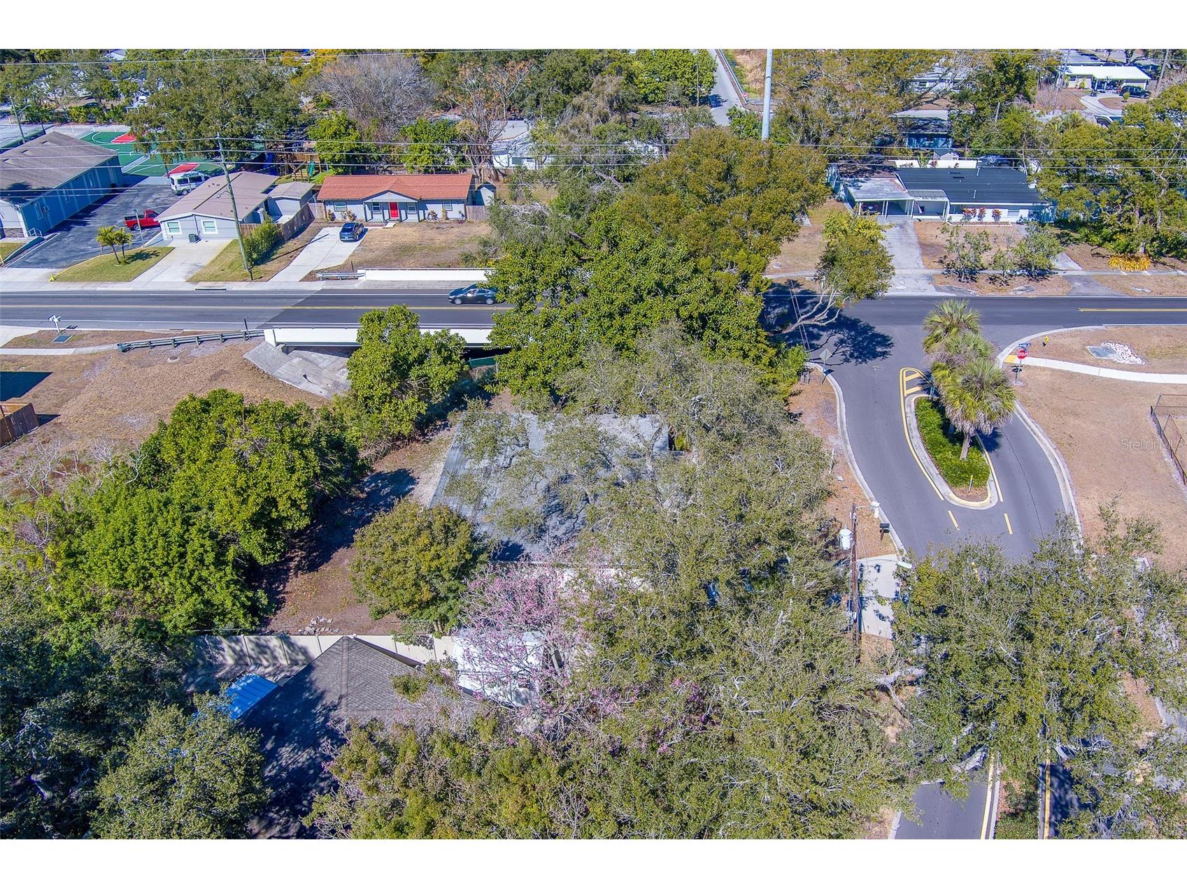1300 S Hillcrest Avenue Clearwater FL 33756 TB8474773 image47