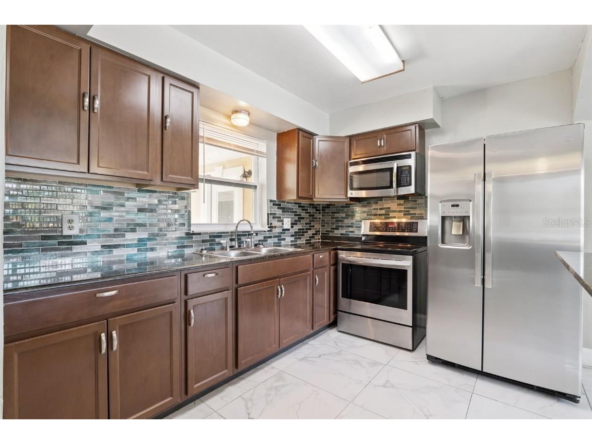 1300 Saint Andrews Boulevard Eustis FL 32726 O6356803 image3