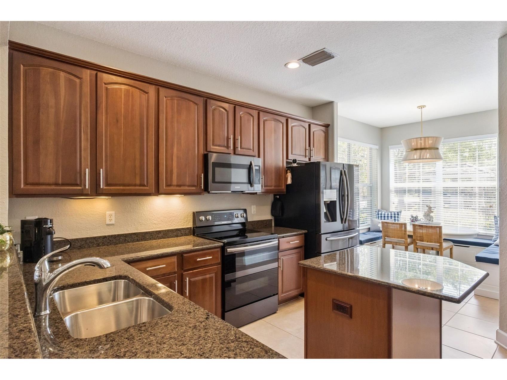 1300 Sardinia Court Davenport FL 33896 O6391098 image7