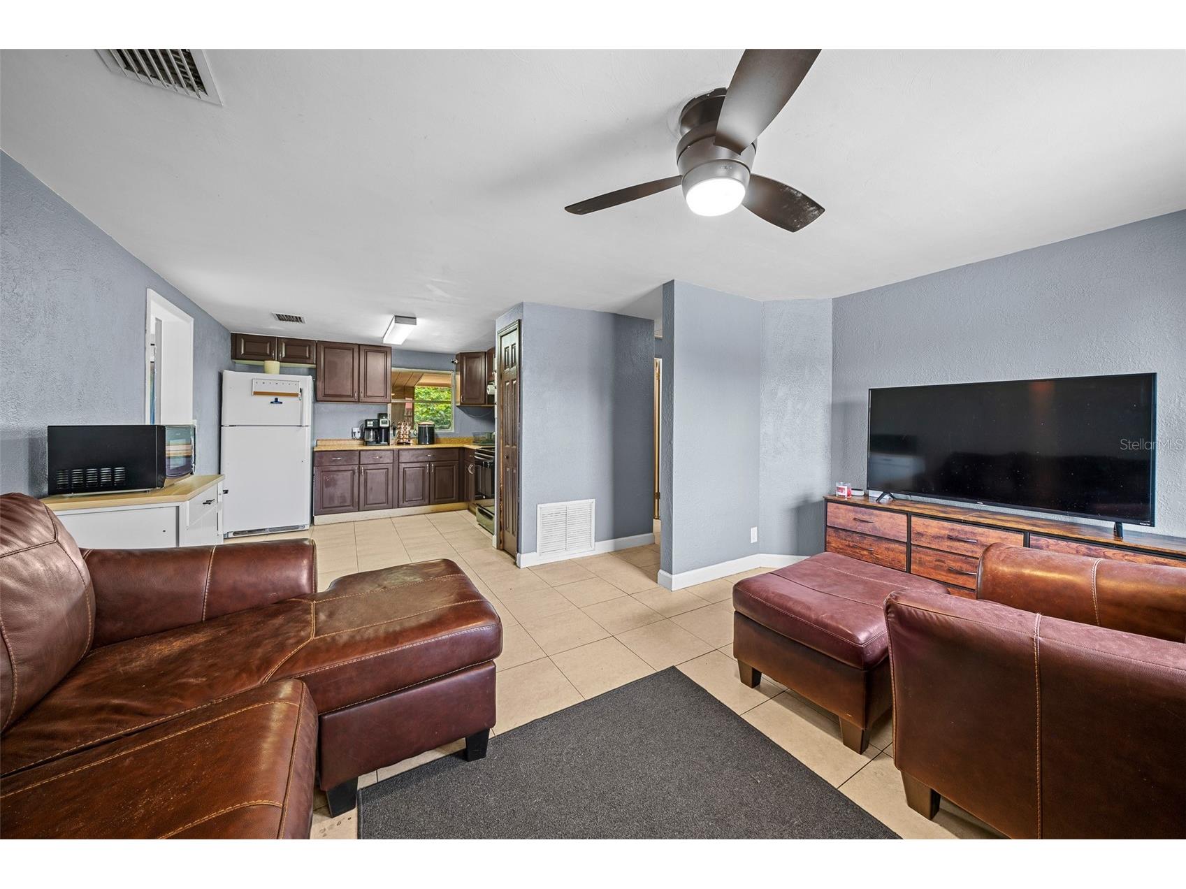 1300 Sherman Avenue Tavares FL 32778 OM726338 image13