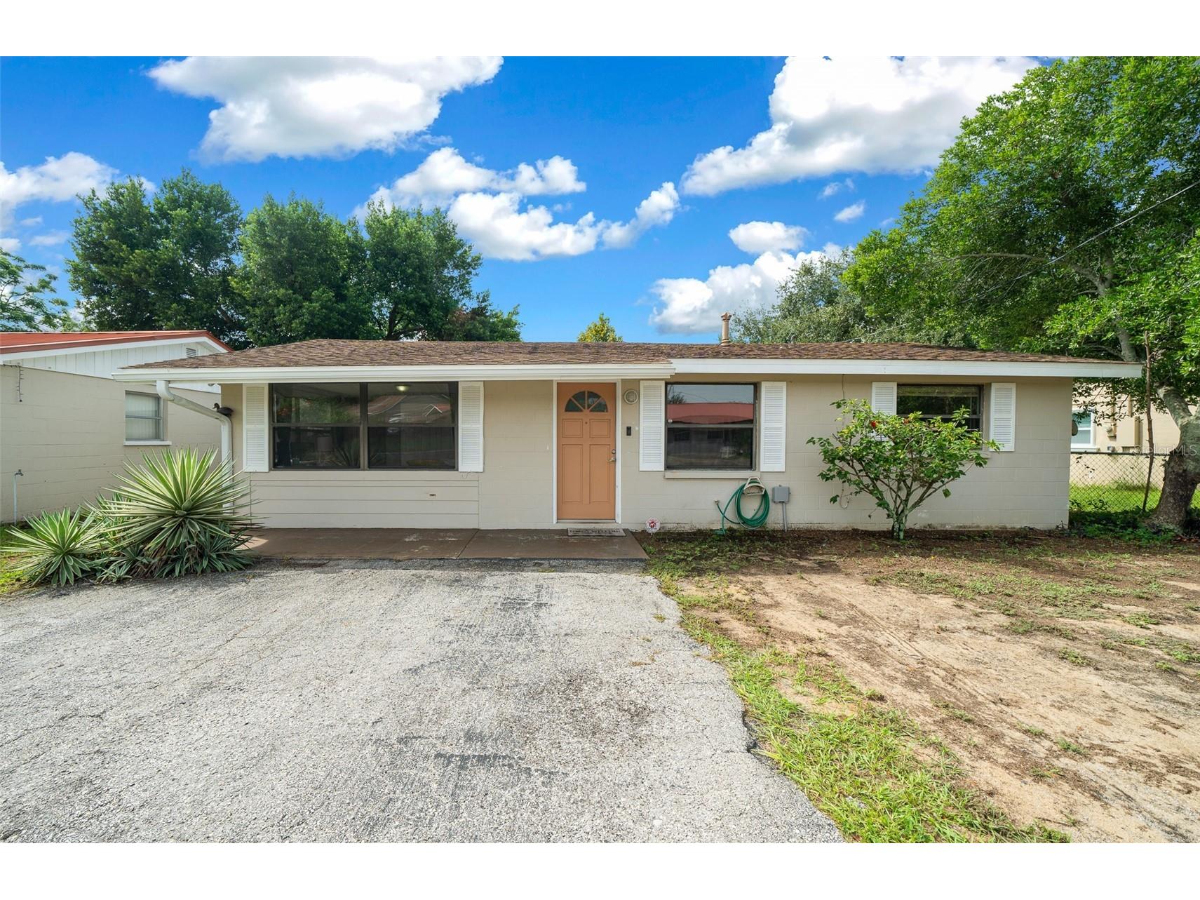 1300 Sherman Avenue Tavares FL 32778 OM726338 image2