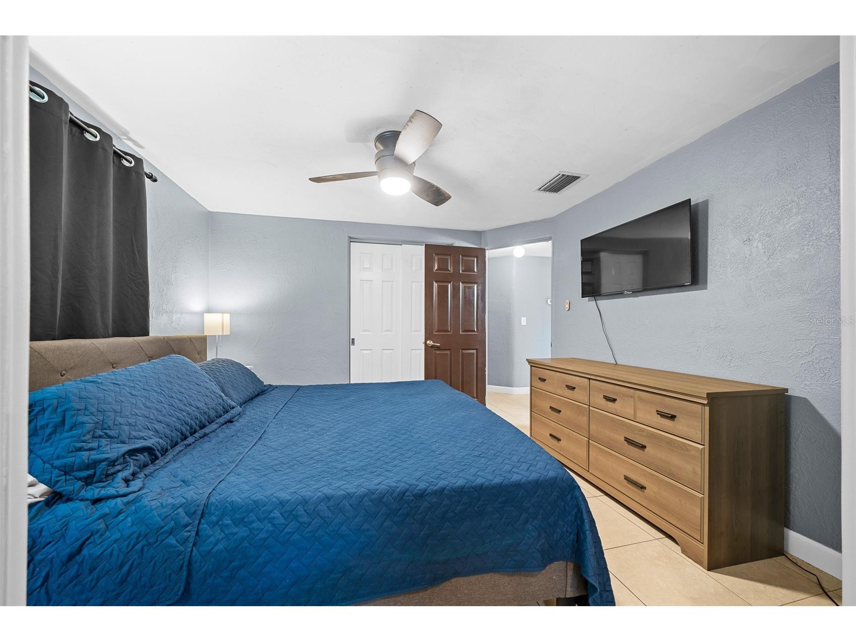 1300 Sherman Avenue Tavares FL 32778 OM726338 image23