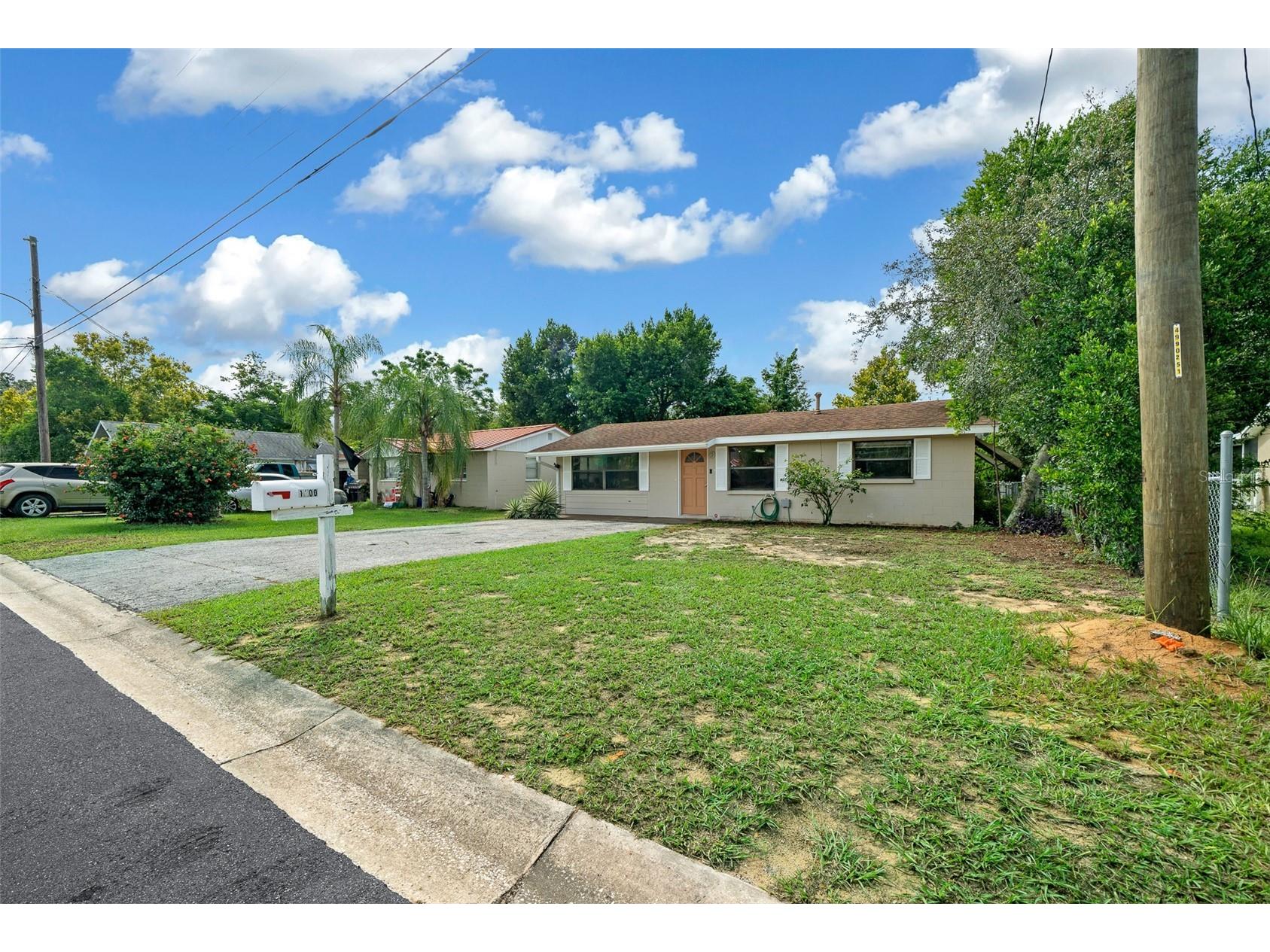 1300 Sherman Avenue Tavares FL 32778 OM726338 image28