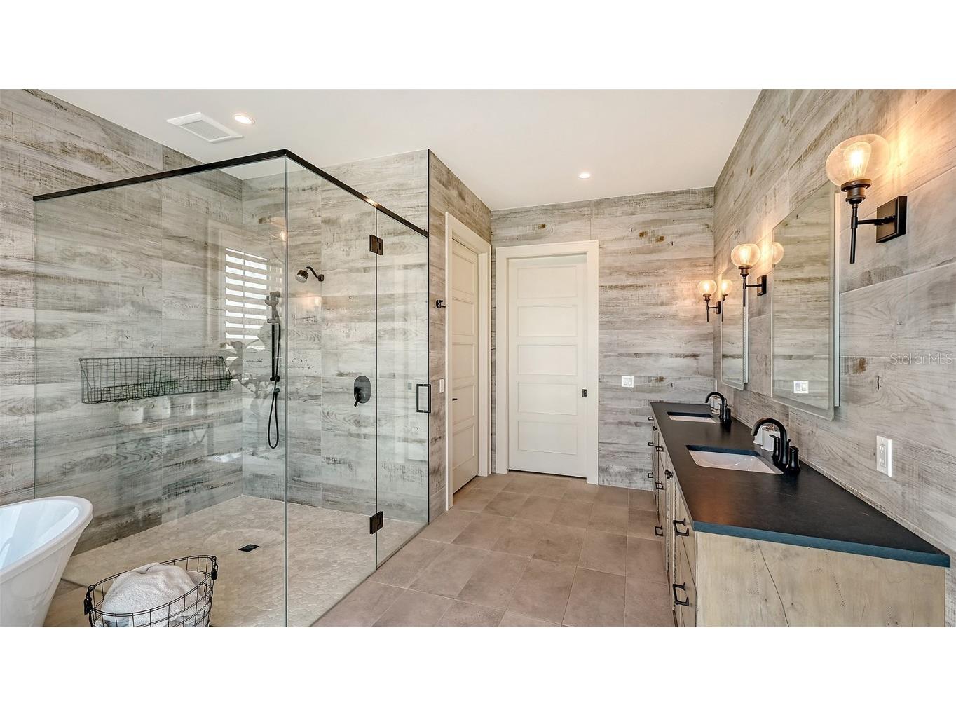 1300 Tangier Way Sarasota FL 34239 - SARASOTA BAY A4641071 image23