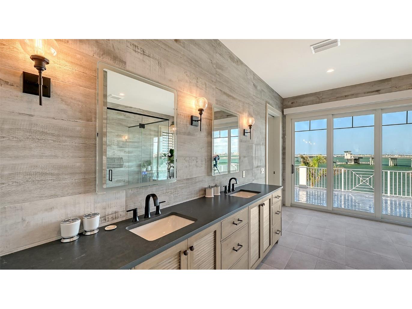 1300 Tangier Way Sarasota FL 34239 - SARASOTA BAY A4641071 image24