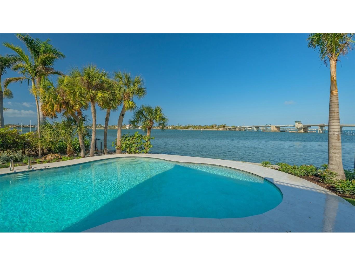 1300 Tangier Way Sarasota FL 34239 - SARASOTA BAY A4641071 image51