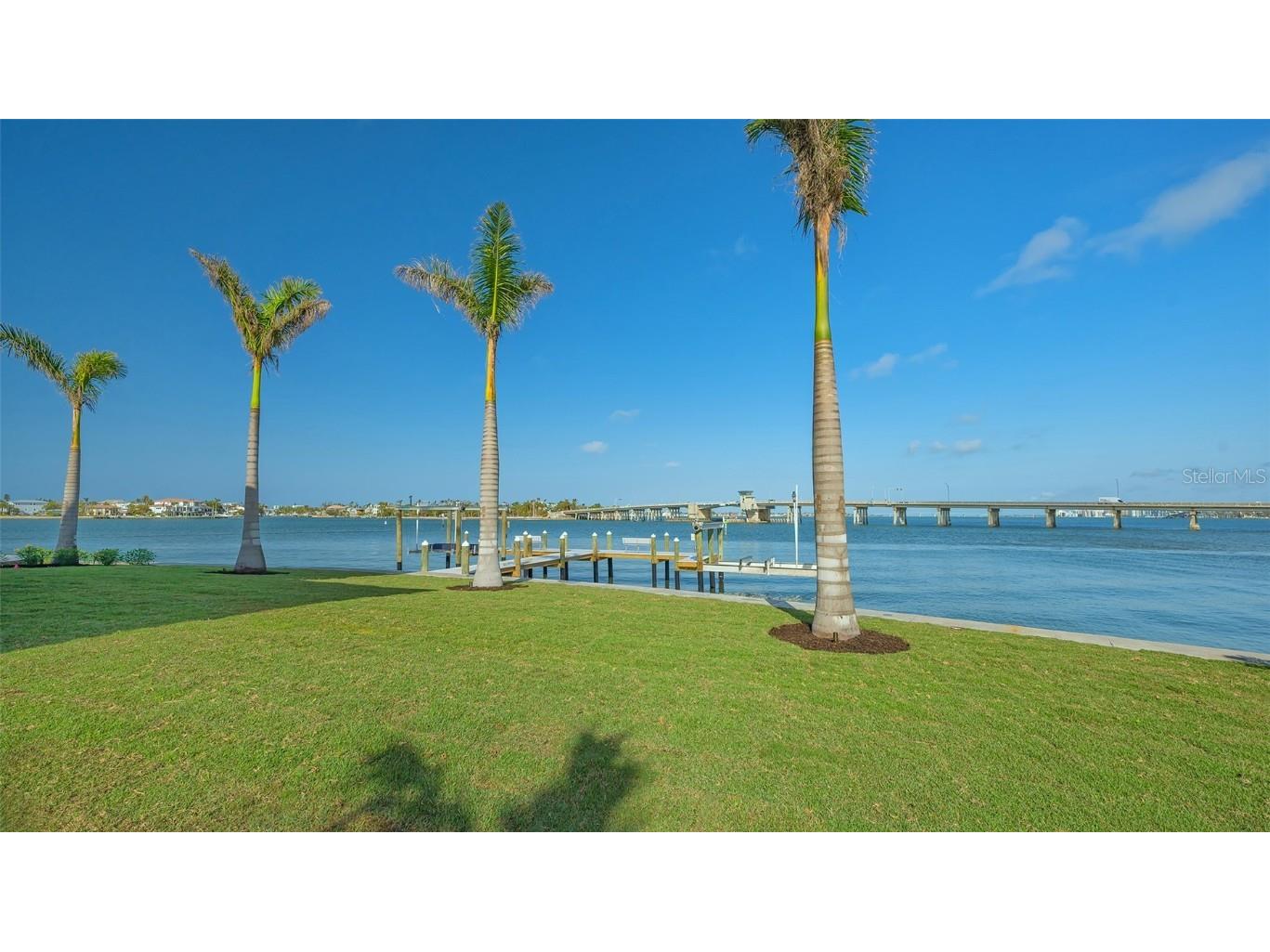 1300 Tangier Way Sarasota FL 34239 - SARASOTA BAY A4641071 image52