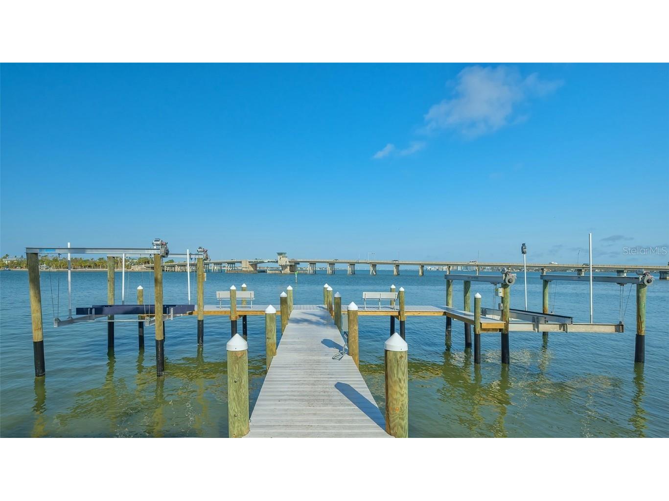 1300 Tangier Way Sarasota FL 34239 - SARASOTA BAY A4641071 image54