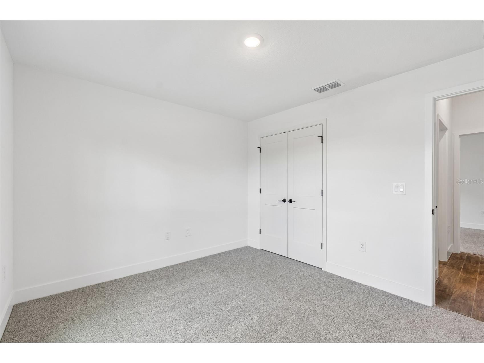 13000 Kent Bradley Street Dade City FL 33525 TB8486892 image23