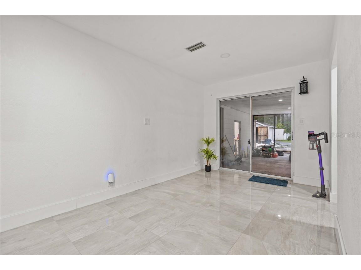 13002 E Wheeler Road Dover FL 33527 TB8405387 image11