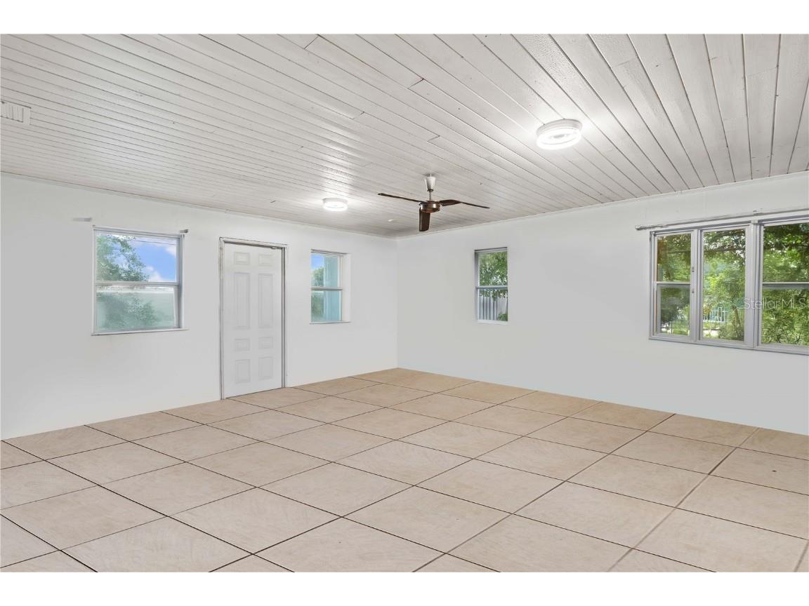 13002 E Wheeler Road Dover FL 33527 TB8405387 image16