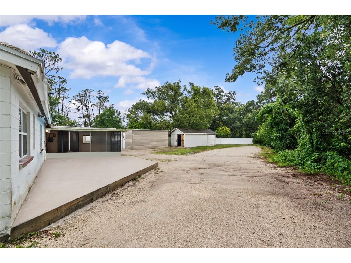 13002 E Wheeler Road Dover FL 33527 TB8405387 image20