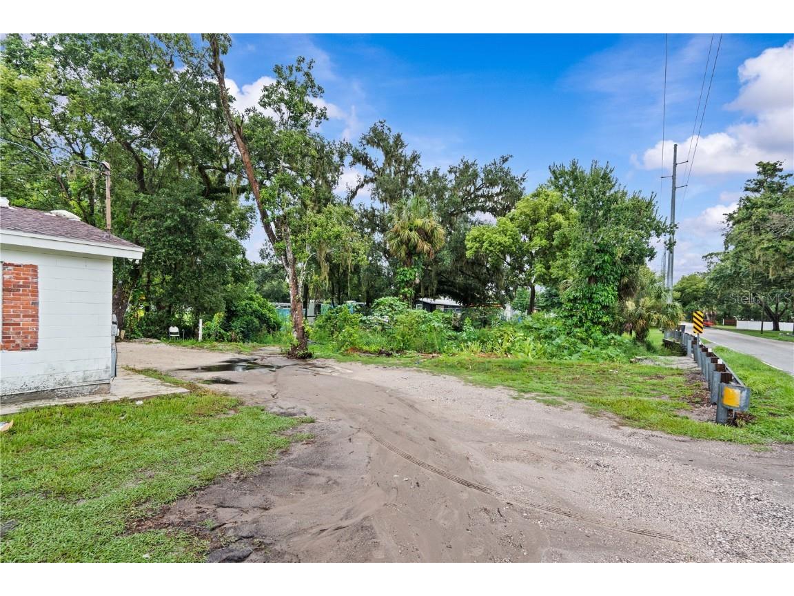 13002 E Wheeler Road Dover FL 33527 TB8405387 image21