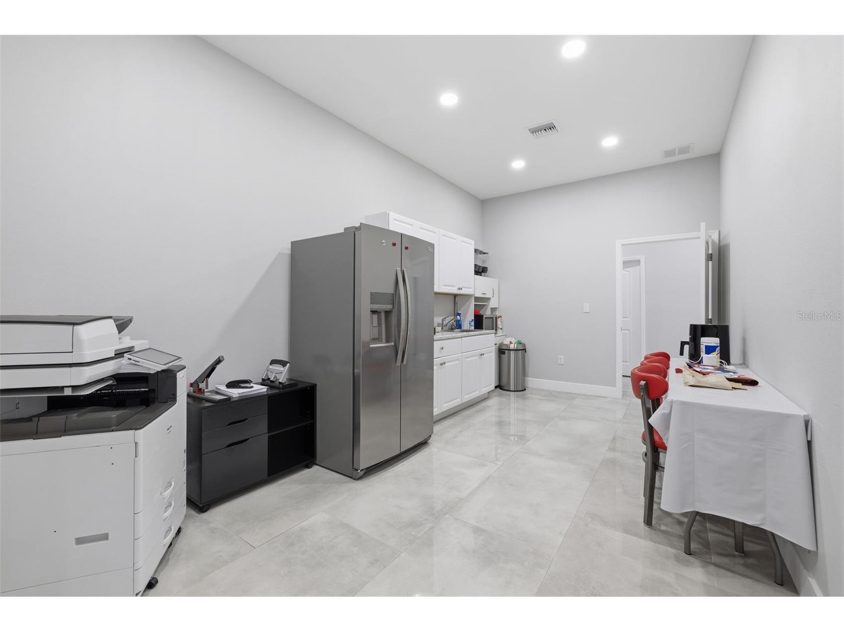 13003 W Linebaugh Avenue Tampa FL 33626 TB8518056 image17