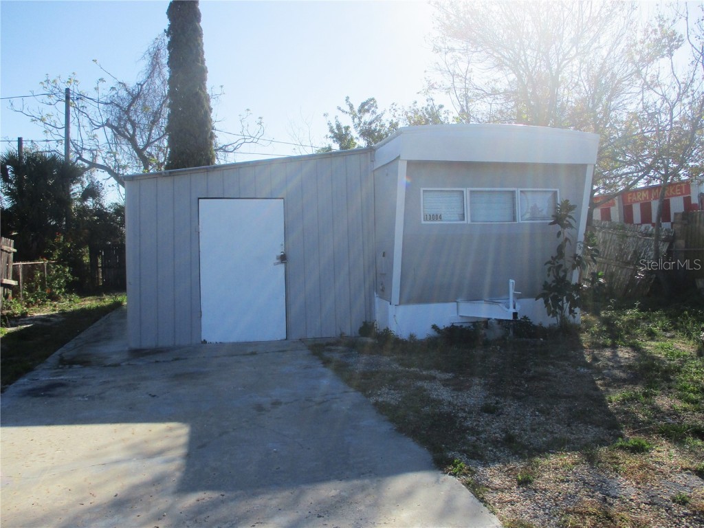 13004 Avon Street Hudson FL 34667 W7852705 image1