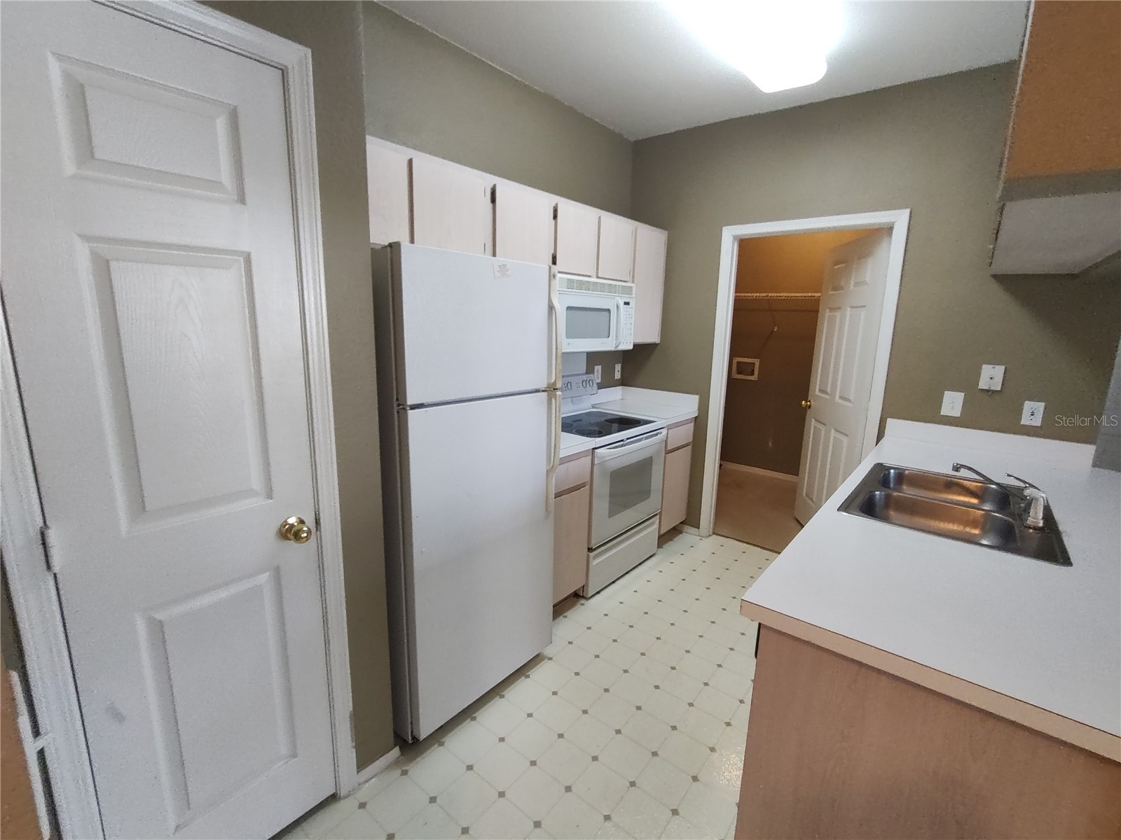 13005 Sanctuary Cove Drive #103 Temple Terrace FL 33637 TB8459067 image5