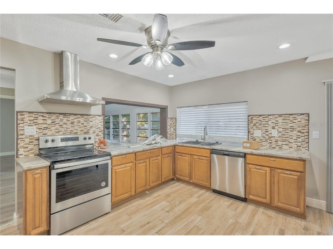 13005 Willoughby Lane Hudson FL 34667 TB8460984 image15