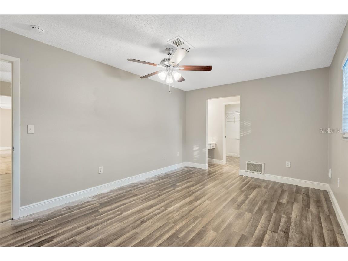 13005 Willoughby Lane Hudson FL 34667 TB8460984 image9
