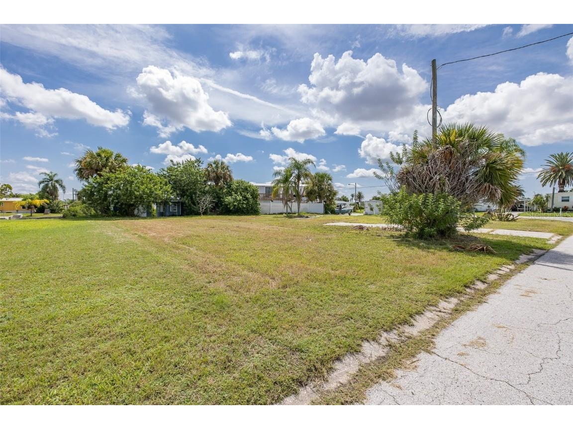 13008 Ballast Court Hudson FL 34667 T3551240 image8