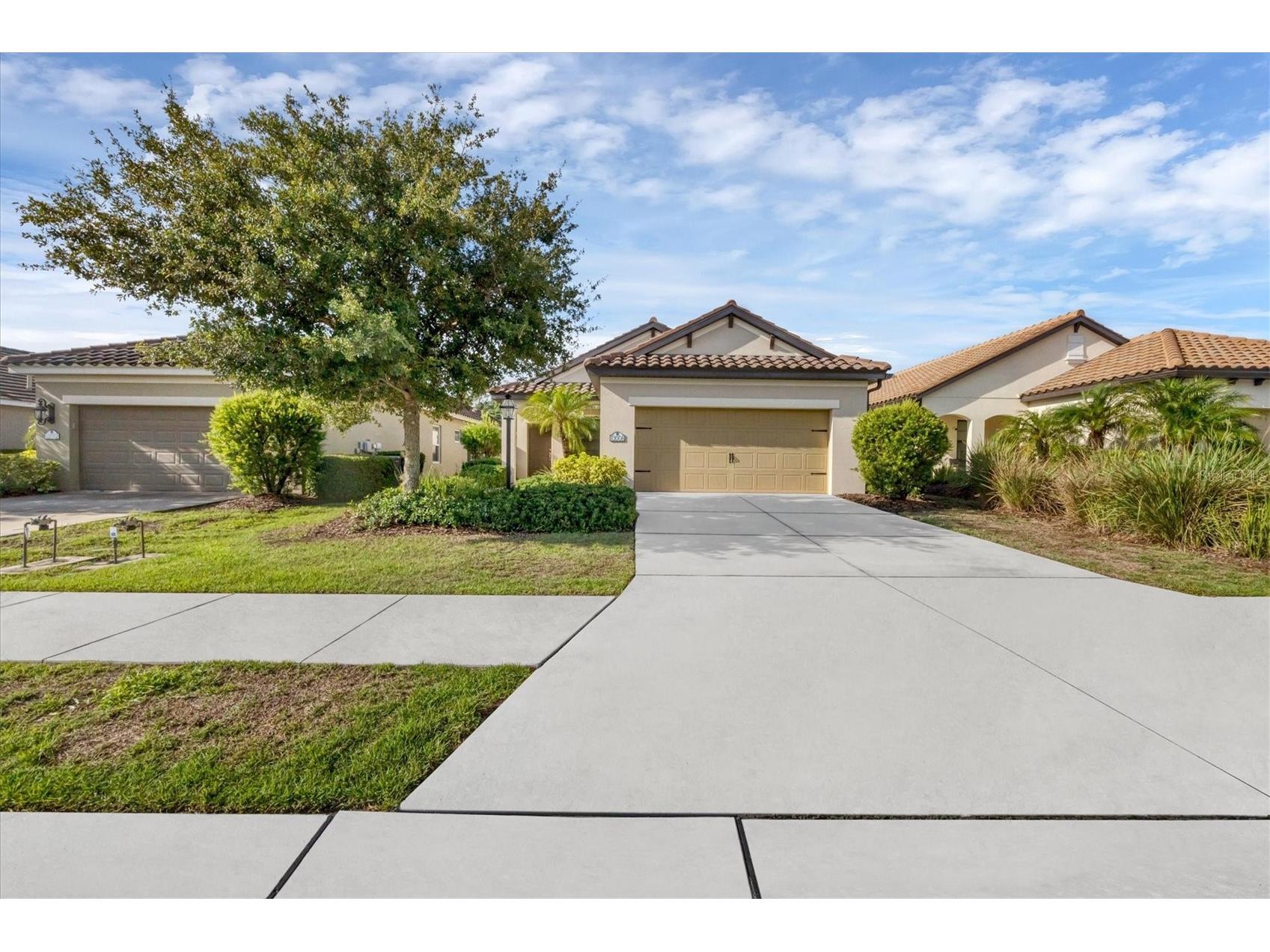 13008 Deep Blue Place Bradenton FL 34211 A4669081 image1