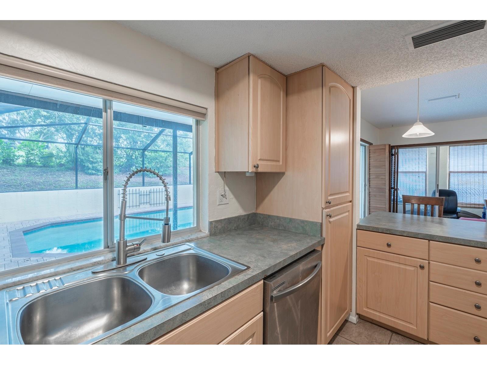 13009 Club Drive Hudson FL 34667 TB8511362 image3